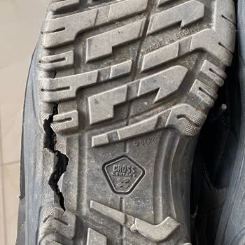 Decathlon Quechua NH100 Outdoor Model Ayakkabının Tabanları Yarıldı