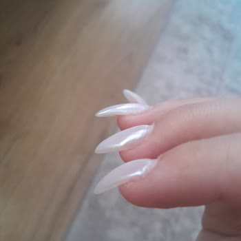 Gülşen Işık Estetik & Güzellik Protez Tırnak Faciası