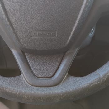 Ford Marka Aracımın Direksiyon Simidi Deforme Oldu!