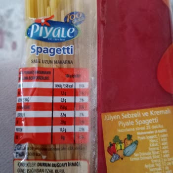 Piyale Marka Makarnadan Kum Çıktı