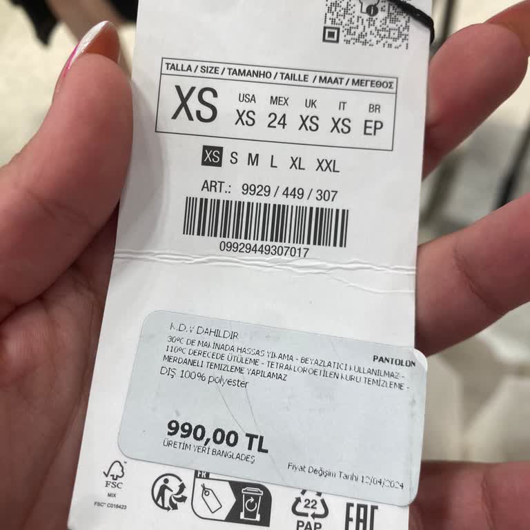 Zara İlgisiz Müşteri Hizmetleri