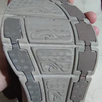 Skechers Ayakkabı Pişmanlık...! Çok Kalitesiz.
