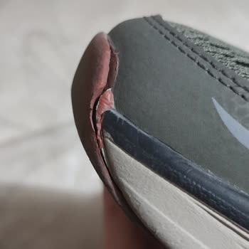 Skechers Ayakkabı Pişmanlık...! Çok Kalitesiz.