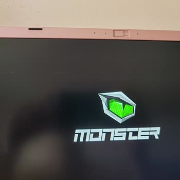 Monster Notebook Hiç Kullanmadığım Bilgisayarın Onarılmasını Bekliyorum.