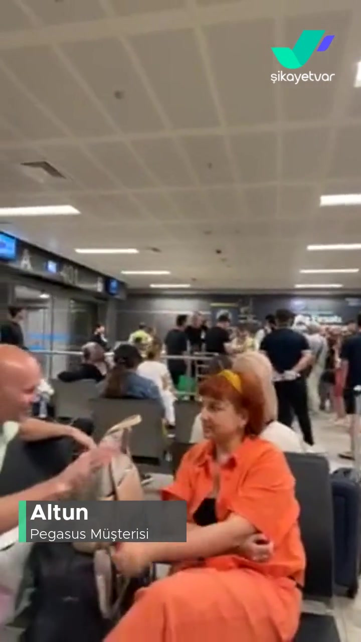 Pegasus Rötar Yapması Ve Kimsenin İlgilenmemesi videonun kapak resmi
