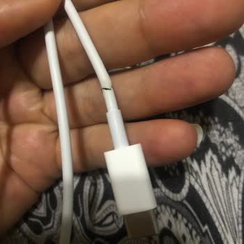 Diyarbakır Forum Media Markt Müşteri İle Dikkatsizce Konuşuluyor