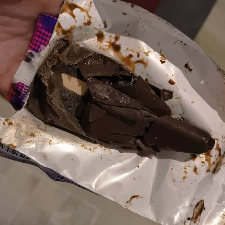 Adana Seyhan Tellidere BİM Mağazasında Dondurma Sorunu!