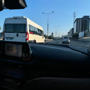 Altur Turizm Sol Şerit Ağası Servisçiler