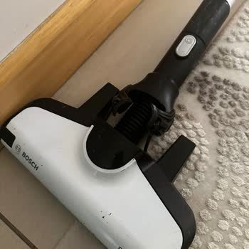 Bosch Elektrikli El Aletleri Bosch Unlimited 6 Dikey Süpürge Başlığı Kırıldı