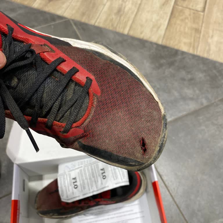 Nike Üç Ayda Yıpranan Ve İade Edilmeyen Ürünle Mağduriyet Yaşıyorum