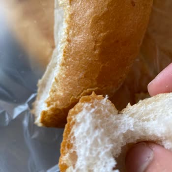 A101 Ekmekten Kıl Çıktı