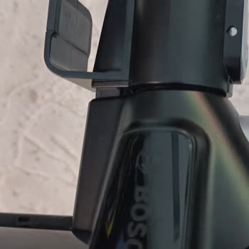 Bosch Elektrikli El Aletleri Süpürge Kısmı Yerine Oturmuyor, Sürekli Temassızlık Var.