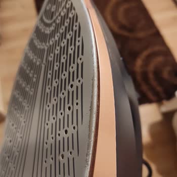 PHILIPS Philips Azur Ütü Tabanı Soyuldu