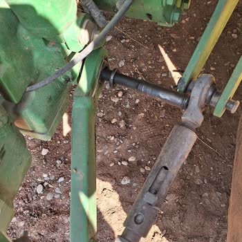 John Deere Arka Hassasiyet Kol Mili Arızası