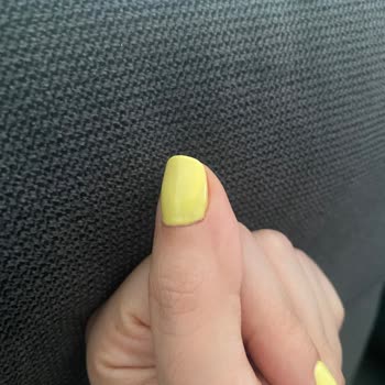 Sena Gökdağ Beauty Kalıcı Oje Yaptırmayın