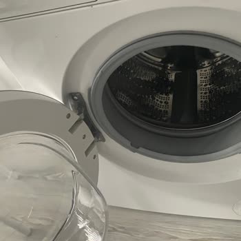 Bosch Çamaşır Makinesi Kapak Lastiğinin Kendiliğinden Kopması