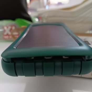 Hepsiburada Mutlu Mandalina Kusurlu Solar Şarj Aleti Gönderdi!