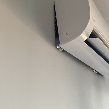 Arçelik Klima Su Akıtıyor