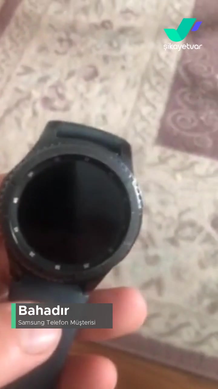 Samsung Akıllı Saat İle Havuza Girdim! videonun kapak resmi