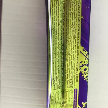 Patiswiss İçinde Antep Fıstığı Benzeri Şey Olan Fıstıklı Gofret!