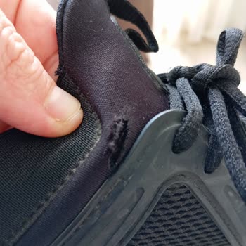 Puma Marka Ürün Almak Pişmanlıktır. Ciddi Kalitesiz.