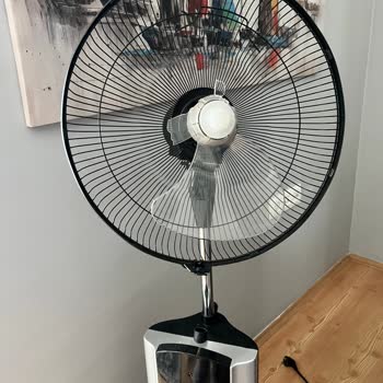 UFO Vantilatör Pervanesi Parçalanarak Üzerimize Saçıldı