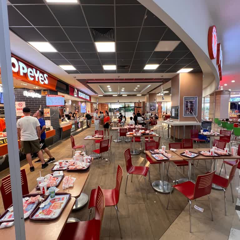 Manavgat AVM'de Burger King'de Temizlik Sorunu