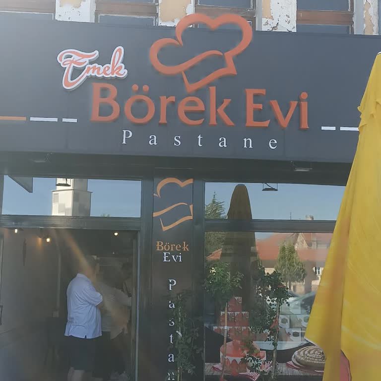 Börek Evi Nevşehir Hacıbektaş'ta Hayal Kırıklığı Yaratan Poğaça Deneyimi