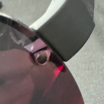 Sunglass Hut Akasya AVM'den Alınan 1 Haftalık Prada Gözlüğün Hali