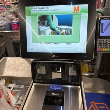 Migros Yardım Etmeyen Umursamaz Kasiyerler