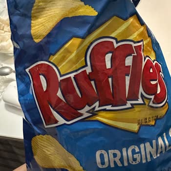 Ruffles Sade Cipsin İçinden Böcek Çıkması