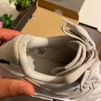 Nike Hatalı Ürün Kabul Etmiyor