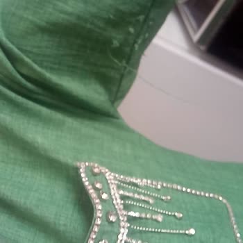 Hatice Biçer Design Elbise Bir Saatlik Giymede Söküldü