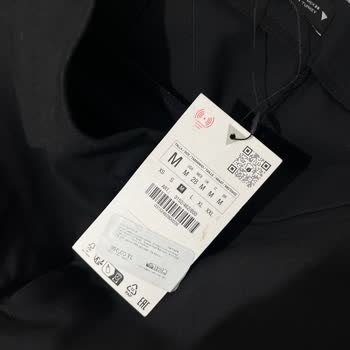 Sur Yapı Marka AVM Zara'dan Aldığım Kumaş Pantolonun Yırtık Çıkması Ve İlgisiz Çalışanlar