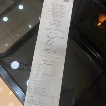 Burger King Çalışanlar Çok Özensiz Ve Dikkatsiz