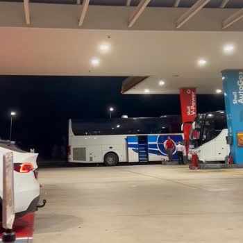 Kamil Koç İstanbul - Molada Şoför Muavin Arasında Arbede!