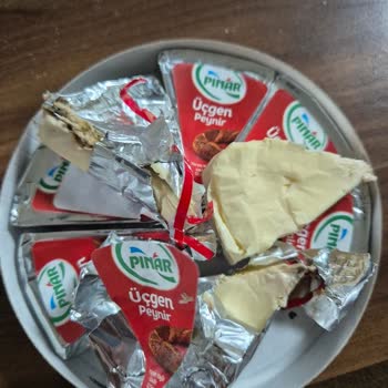 Pınar Et ve Süt Küflenmiş Üçgen Peynir