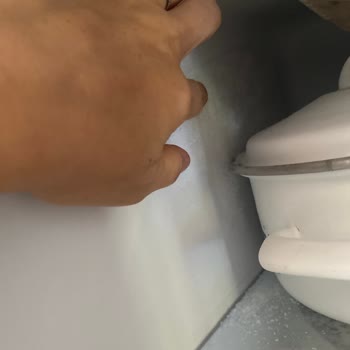 Uğur Soğutma Buzdolabı İçinde Sürekli Karlanma Var