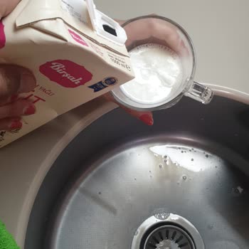 A101 Birşah Süt Bozuk Çıktı