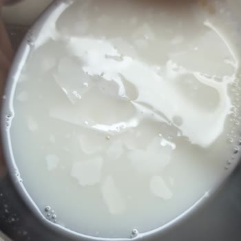 A101 Birşah Süt Bozuk Çıktı