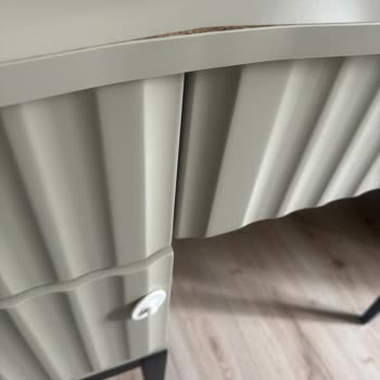 Ahm Mobilya Yatak Odası Takımı Her Yeri Dökülüyor Nereyi Tutsam Elimde Kalıyor