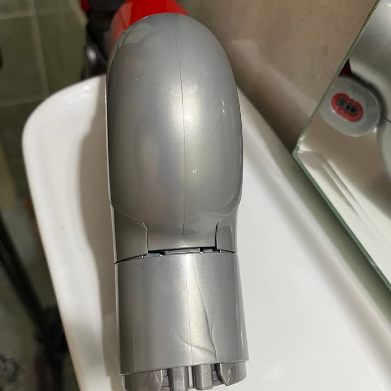Dyson V12 Detected Süpürge