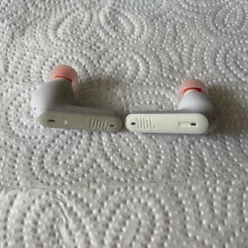 JBL 230 Nc Tws Kulaklık Şarj Ve Dokunmatik Yüzey Sorunları