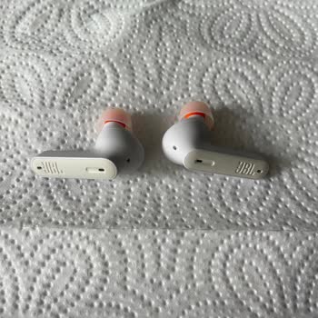 JBL 230 Nc Tws Kulaklık Şarj Ve Dokunmatik Yüzey Sorunları