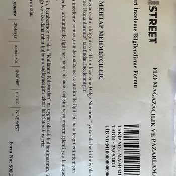 Nike Ve In Street Mallarının Arkasında Durmuyor