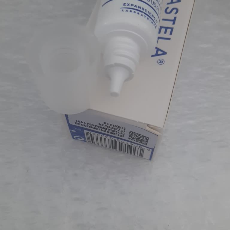 Mustela Cicastela Krem Emniyet Etiketsiz Açık Şekilde Gönderildi