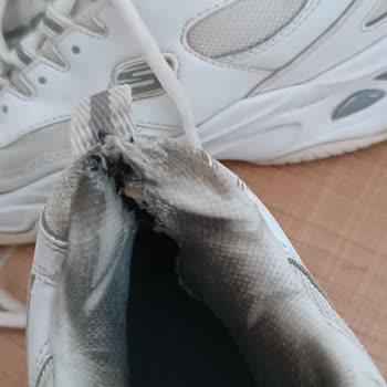 'Skechers' Tamamen Hayal Kırıklığı!