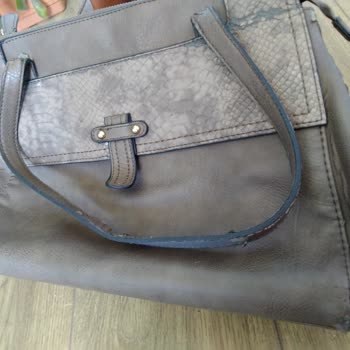 Derimod Ürünlerinde Derinin Doyularak Dökülmesi