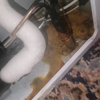 Uğur Soğutma Derin Dondurucu Hatalarından Dolayı Yardımcı Olmuyor