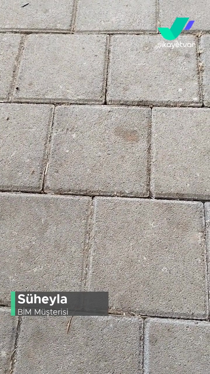 BİM Çalışanınızın Konuşma Üslubu Ve Bize Karşı Tutumu! videonun kapak resmi